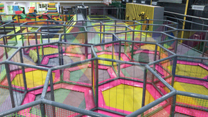Maze Trampoline,Park-our,Soccer,Spider Man,Foam Pit,Basketball And Slope Trampoline For Large Glossy Trampoline Park