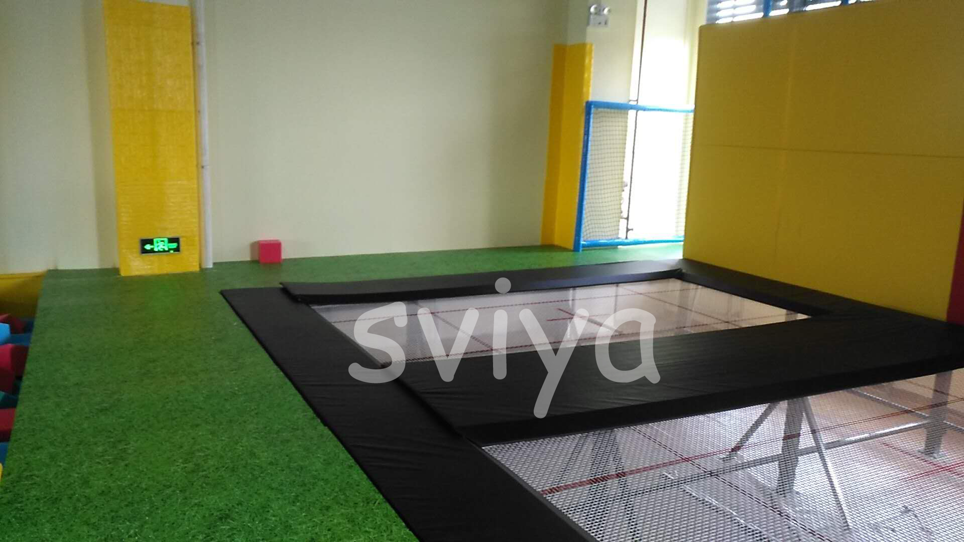 Customized Different Size CE Certificated High Jump Trampoline With Ball Pit For Sale